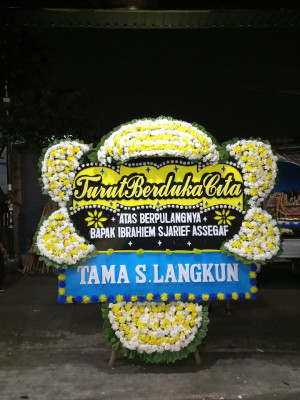 Papan Bunga Duka di Demta