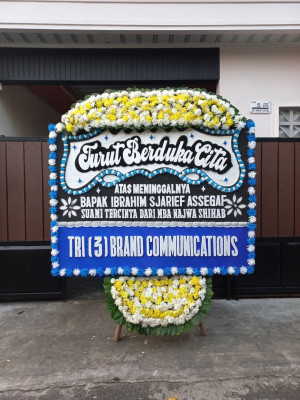 Papan Bunga Duka di Demta